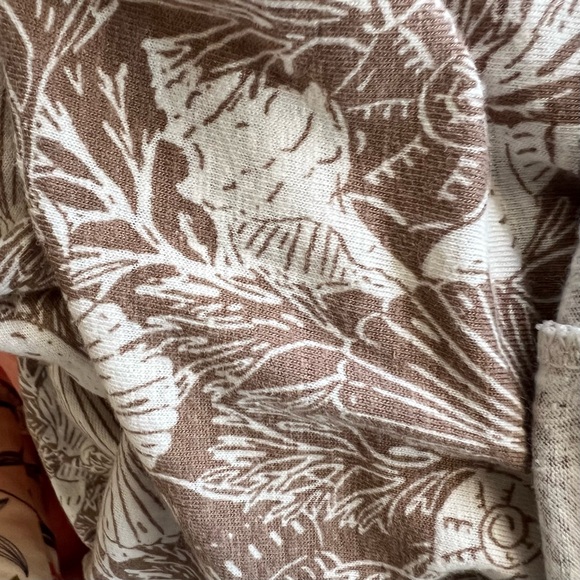 3/$25 💋 J. Jill Tan and Cream Floral Lace Women Tunic Top Size 2X - Picture 4 of 9